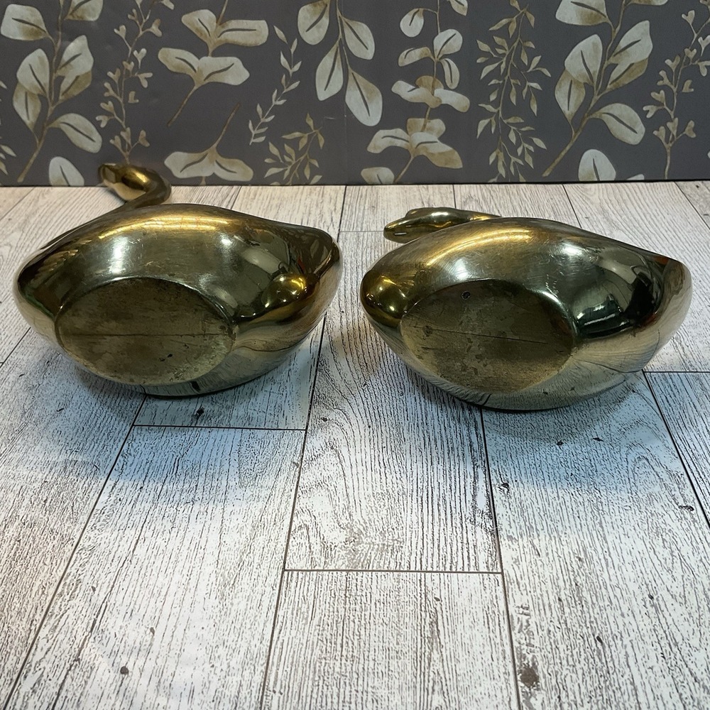 Vintage Pair Solid Brass Swans Figurines Mid Century Set (2) 6" & 8.25" - Picture 6 of 7